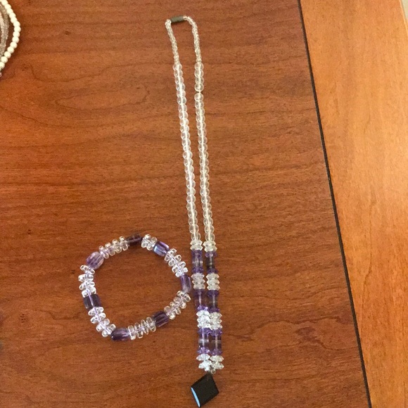 Jewelry - Picture 5 of 6